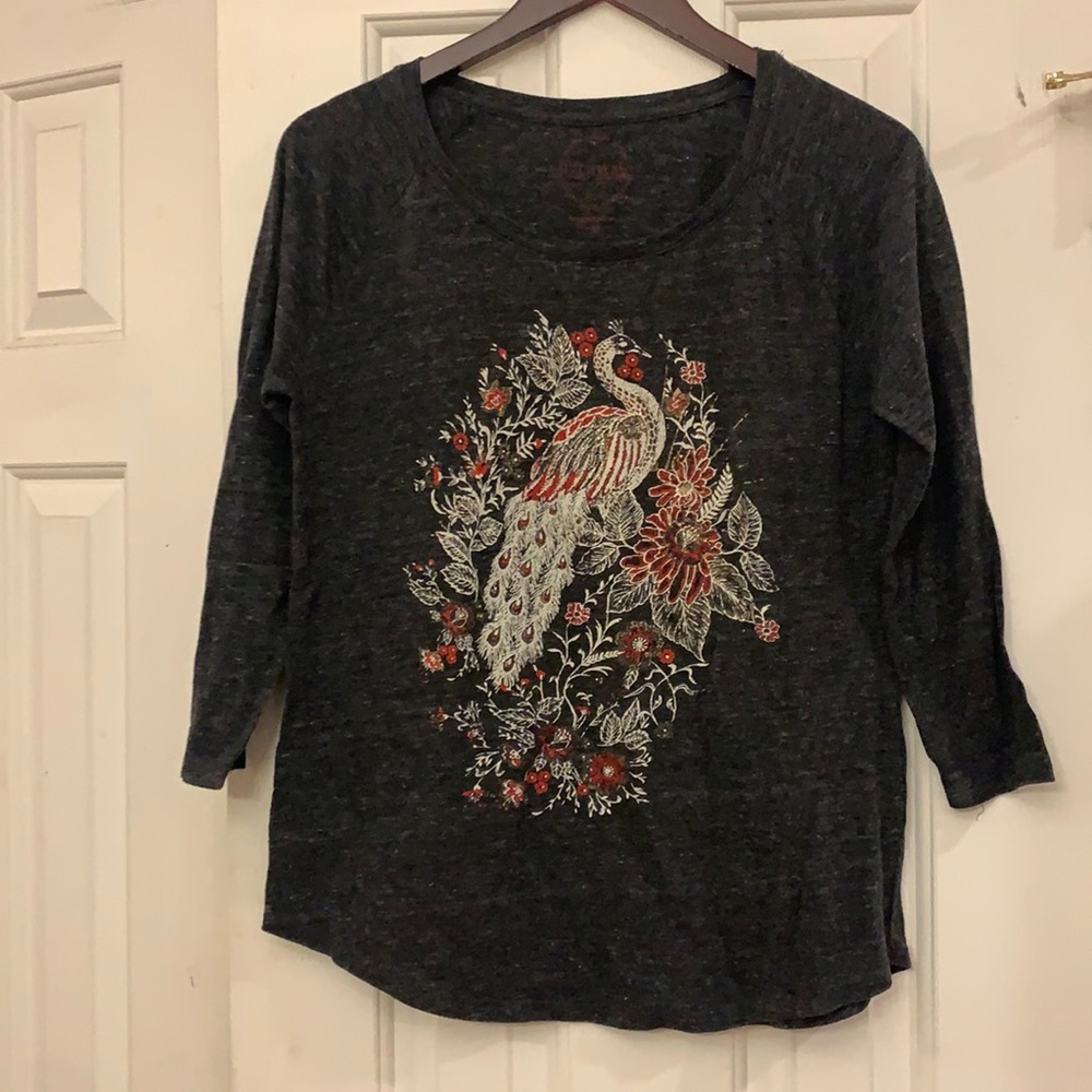 😍 2/$29 Lucky Brand Los Angeles Peacock tee